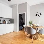 - Wisus Apartman *