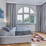 - Wisus Apartman *